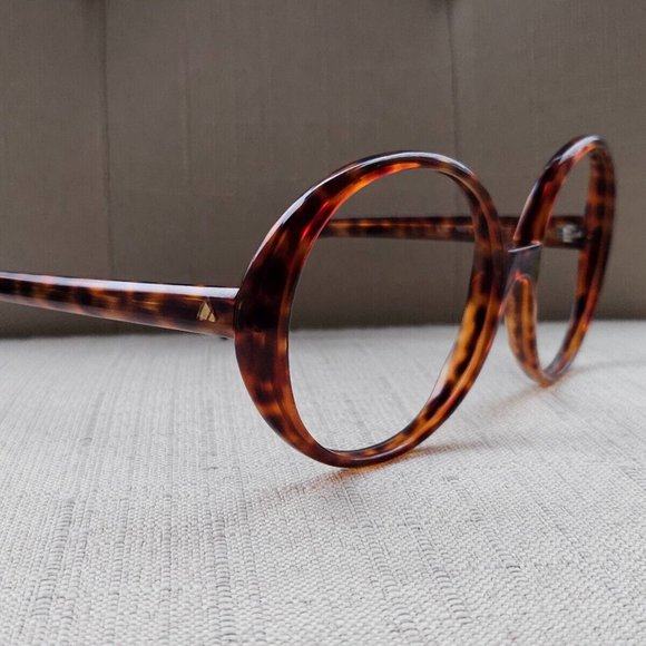 Liz Claiborne Accessories - Liz Claiborne Women Eyeglasses Vintage Glasses Brown Tortoise LC. NO 22 140